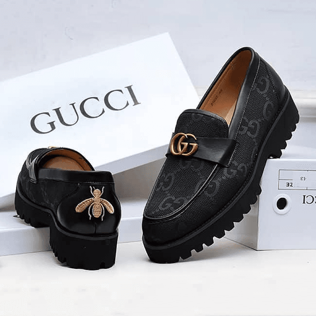 Smart Watch 7 In1 Bluetooth Call Wireless Charging Heart Rate